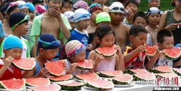吃瓜爆料小学生图片,揭秘小学生吃瓜爆料的幕后故事