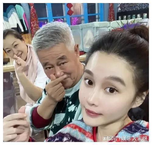 娱乐圈吃小瓜,吃瓜群众狂欢时刻