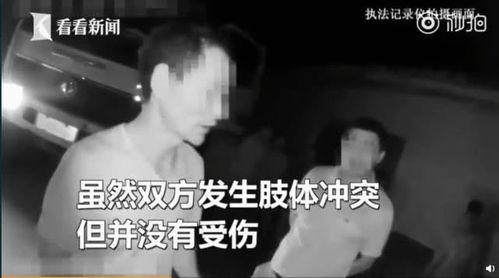 车祸现场吃瓜群众热门,吃瓜群众热议不断