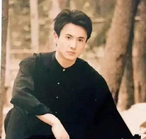 川渝男星吃瓜爆料图片,娱乐圈幕后真相曝光