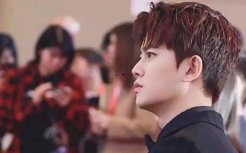 任嘉伦最新吃瓜爆料消息,揭秘明星背后的真实故事