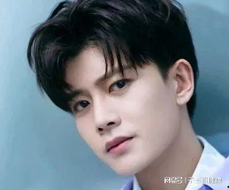 任嘉伦最新吃瓜爆料消息,揭秘明星背后的真实故事