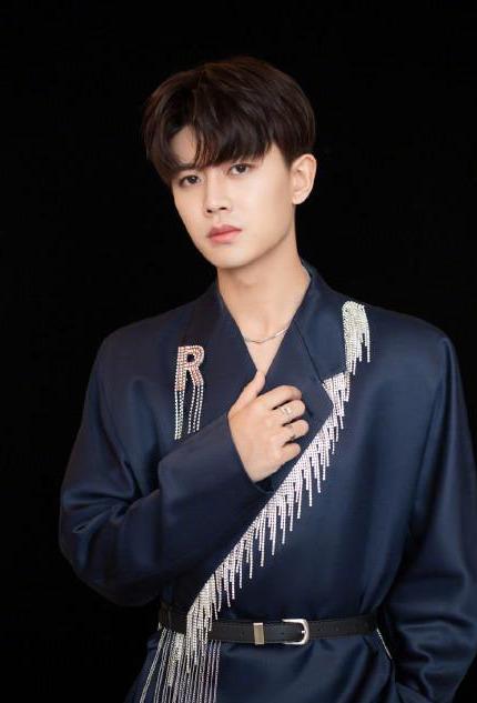 任嘉伦最新吃瓜爆料消息,揭秘明星背后的真实故事