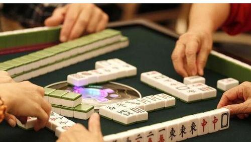 娱乐吃瓜酱打麻将